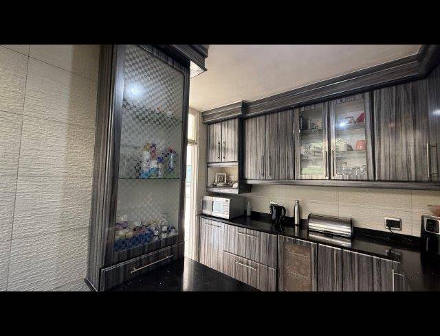 2 BEDROOM DUPLEX FOR SALE IN PARADISE VALLEY